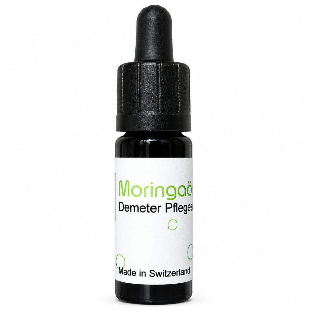 Moringaöl – Produkt auf weissem Hintergrund